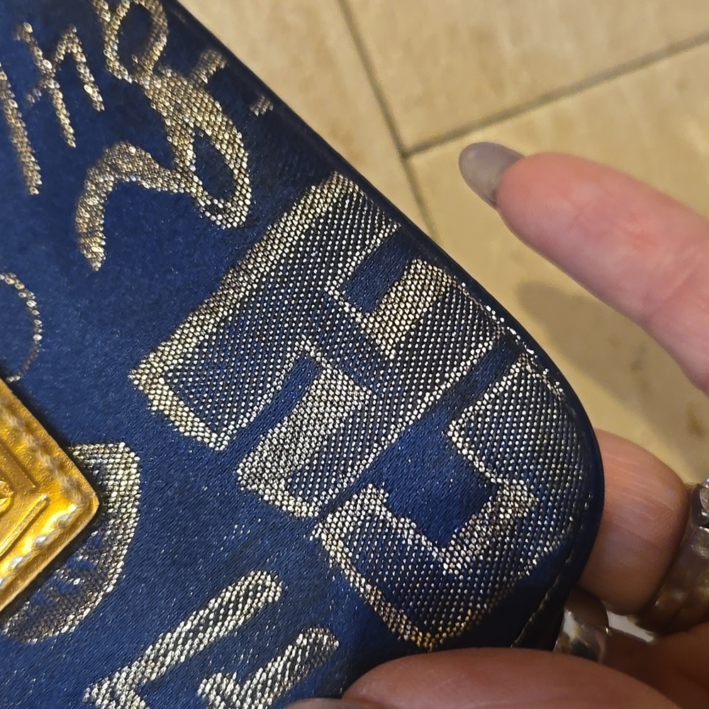 Coach Poppy Denim Dark Blue/Golden Shimmer Zipper Wristlet - Picture 4 of 10